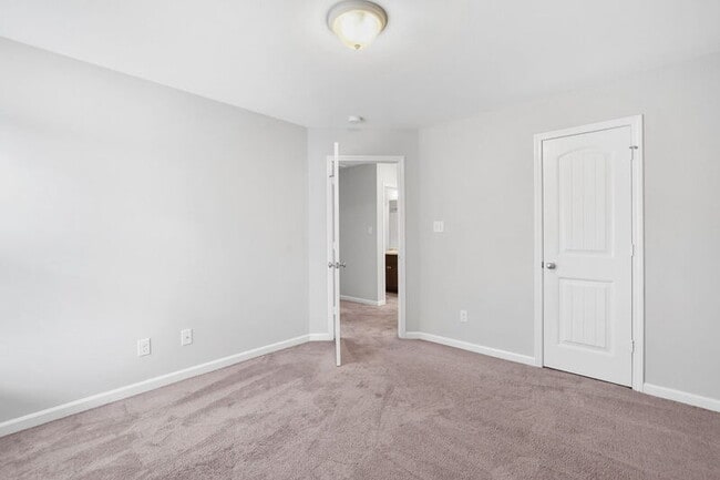 Building Photo - 137 Spoonbill Cir