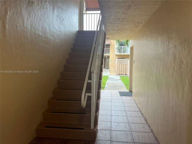 Building Photo - 4660 NW 79th Ave