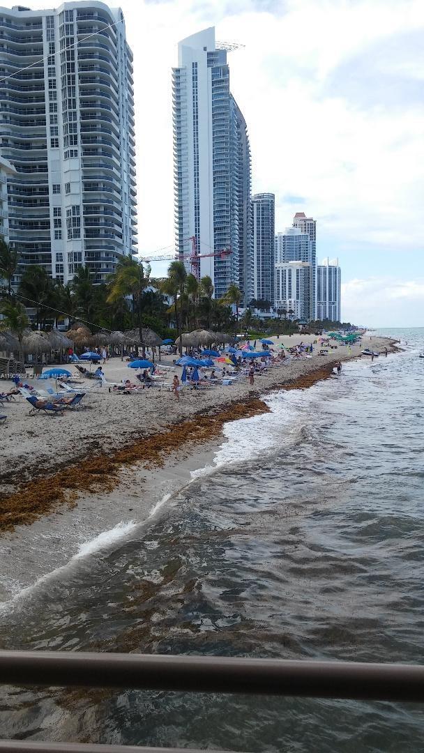 Building Photo - 16919 N Bay Rd