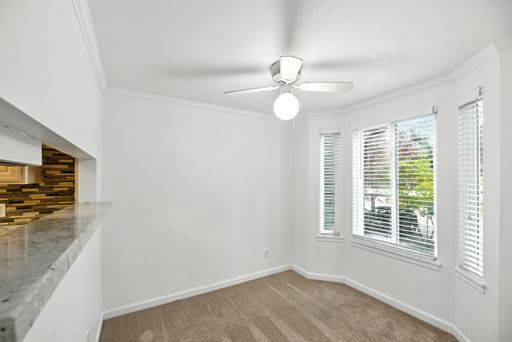 Building Photo - New Price! Convenient 1 bed condo is desir...