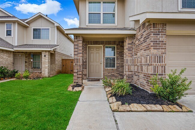 Building Photo - 32610 Orchard Haze Dr