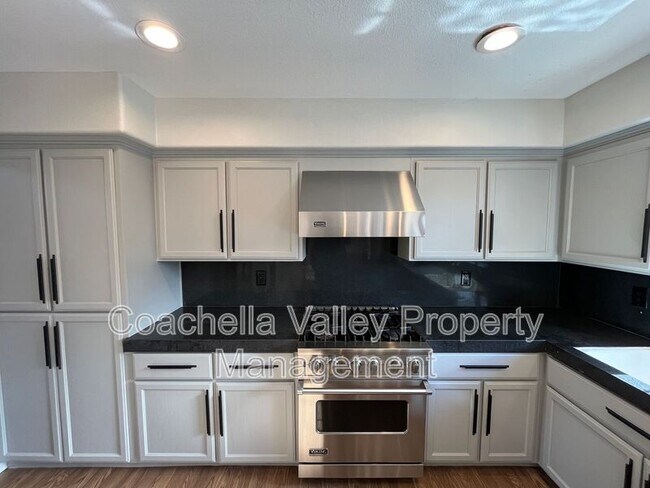 Building Photo - 69731 Willow Ln