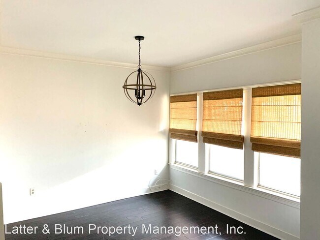 Building Photo - 2 br, 2.5 bath House - 1546 Lobdell Ave