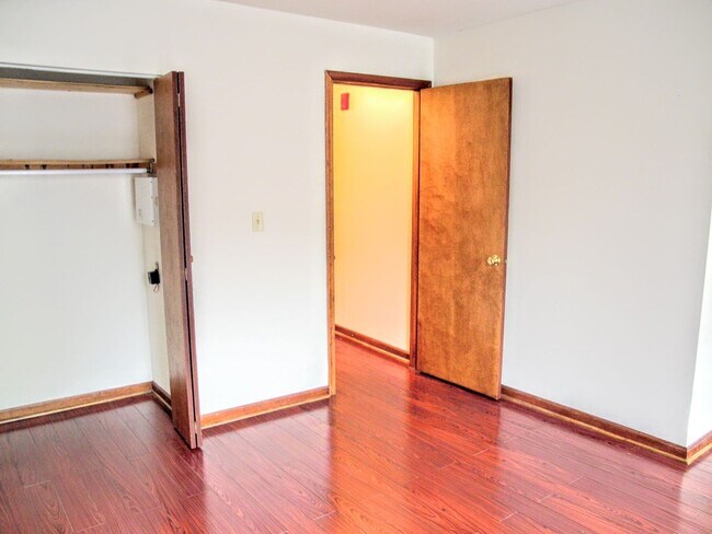 Building Photo - 743 S 20th St