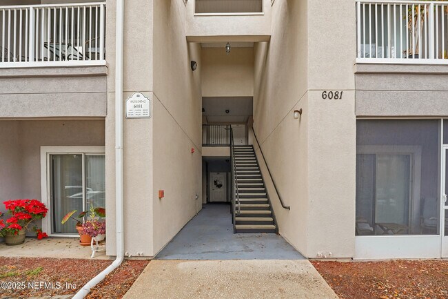 Building Photo - 6081 Maggies Cir