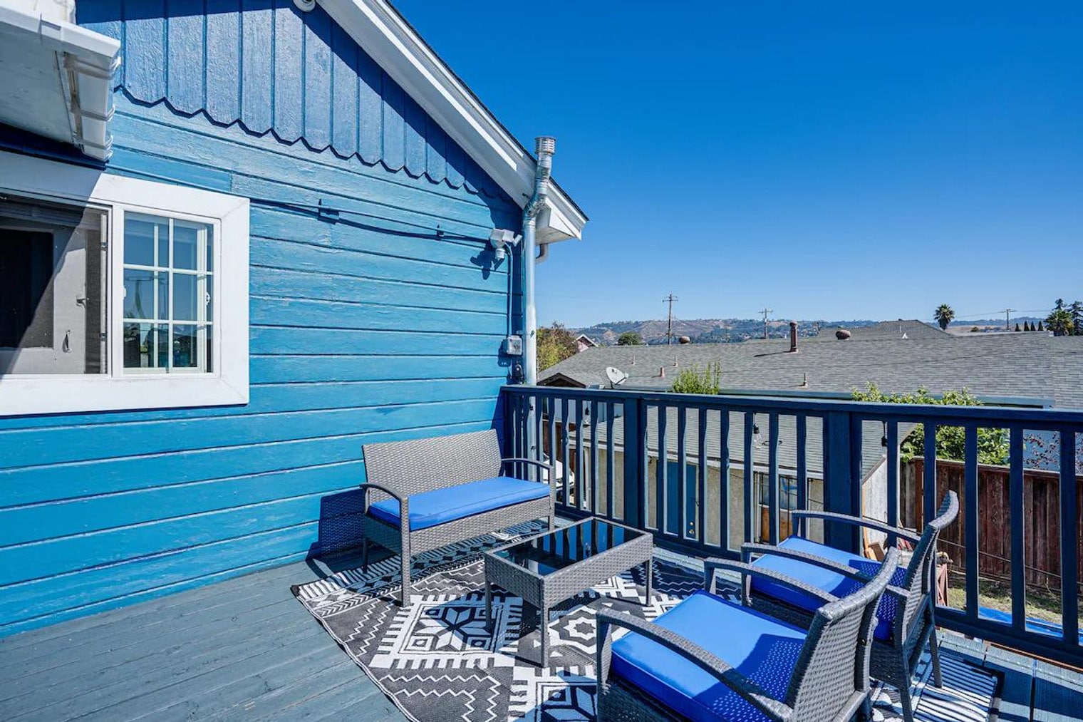 Building Photo - 1218 84th Ave