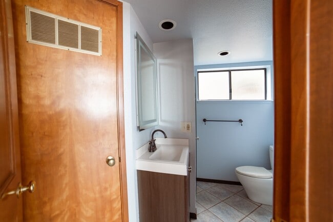 Building Photo - Unique Carmel Highlands 2 Bed, 2 Bath + Sunroom & Office