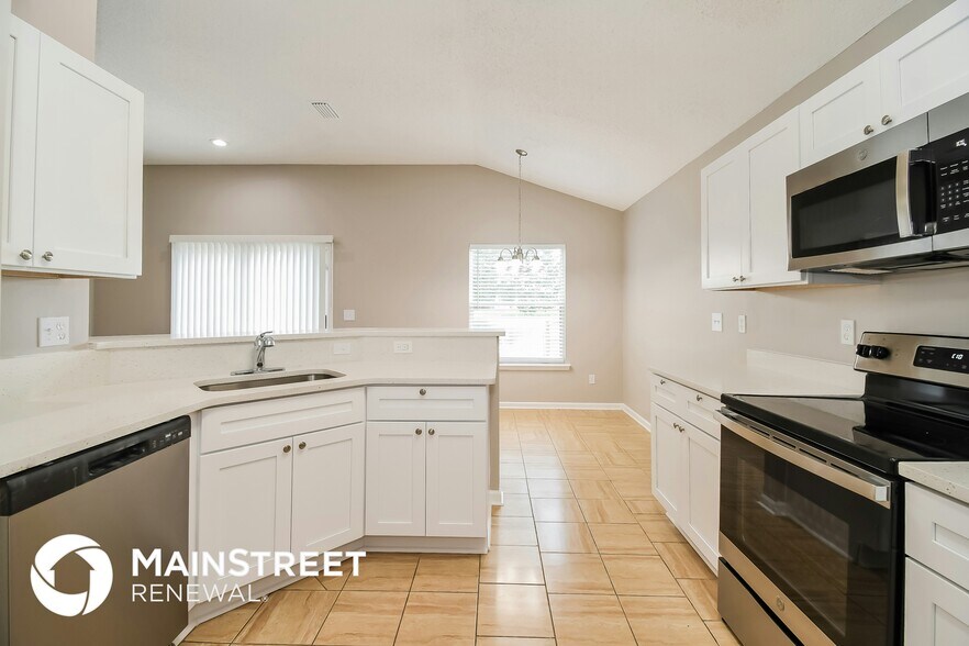 Building Photo - 8568 Star Leaf Rd N