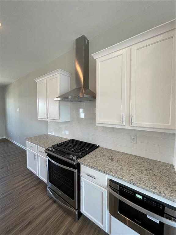 Building Photo - 6550 Cortland Walk