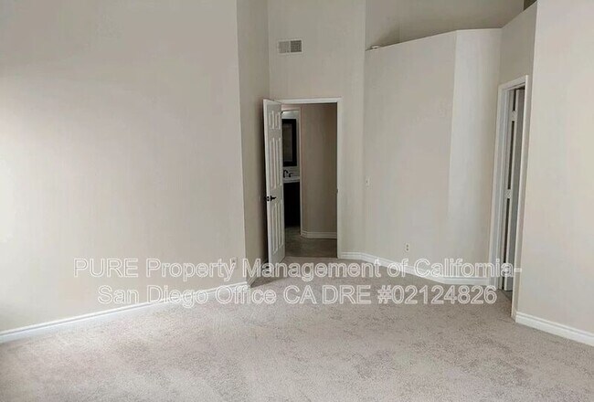 Building Photo - 9620 Palm Beach Ln