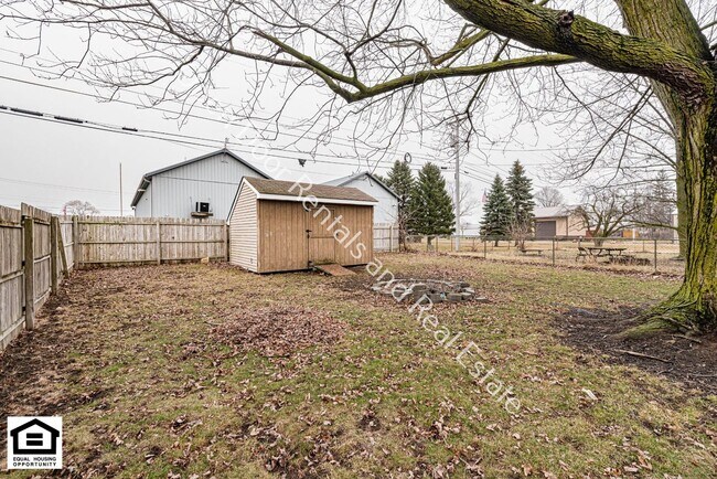 Building Photo - Available now!! ***MOVE IN RENT SPECIAL $550 OFF FIRST MONTH'S RENT!!***