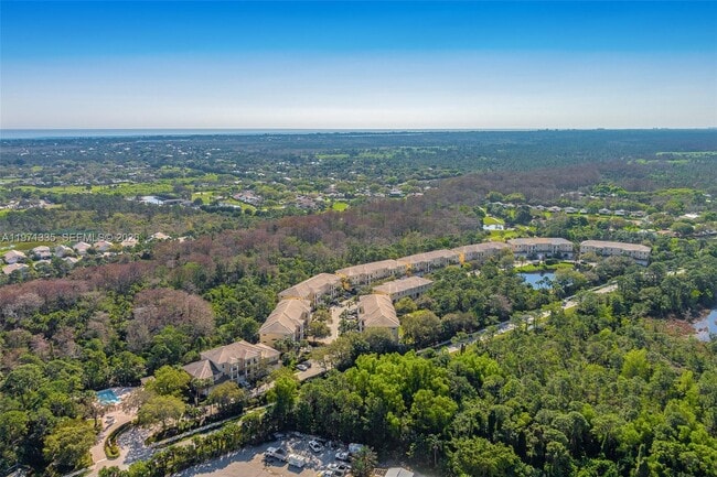 Building Photo - 12631 SE Old Cypress Dr