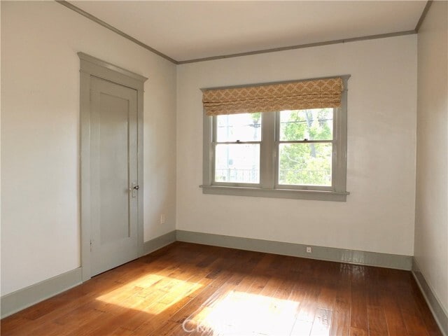 Building Photo - 353 Newport Ave