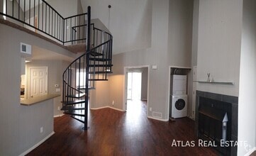 Building Photo - 13823 E Lehigh Ave