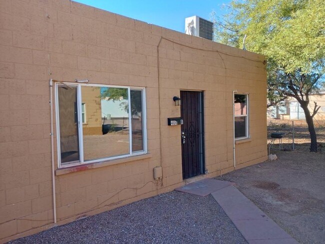 Building Photo - 1 bedroom in Eloy AZ 85131