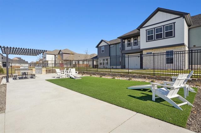 Building Photo - 3011 Loyal Ln