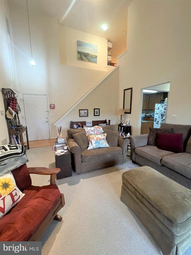 Building Photo - 100 Watkins Pond Blvd