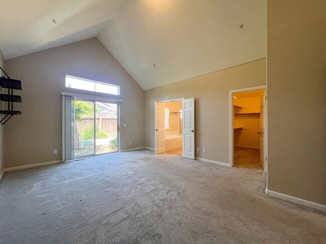 Building Photo - Spacious Single-Level 3-Bedroom Home in Desirable North Napa