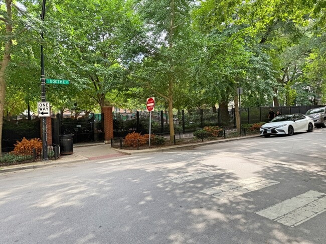 Building Photo - 1313 N Ritchie Ct