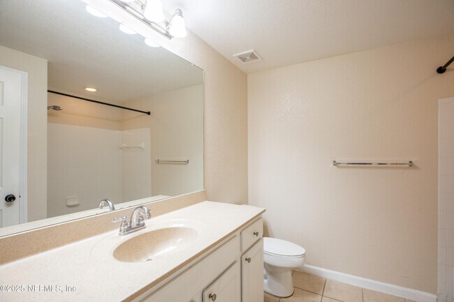 Building Photo - 10075 Gate Pkwy