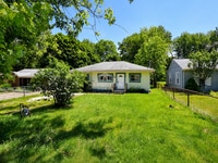 Building Photo - 931 Crestline Dr