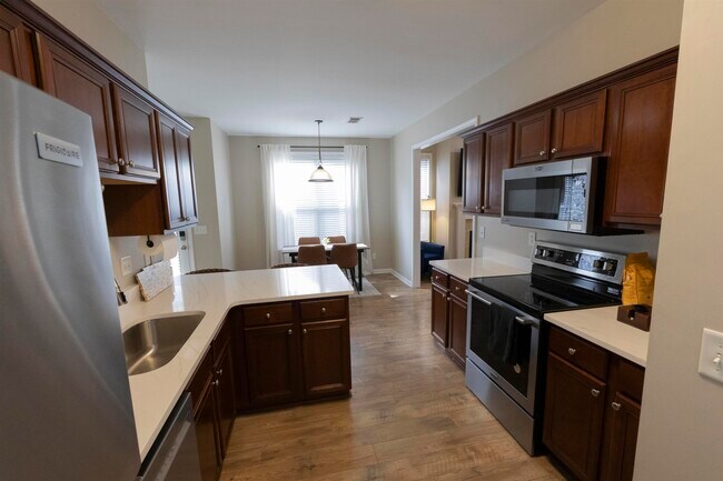 Building Photo - 1226 Isle Bay Dr