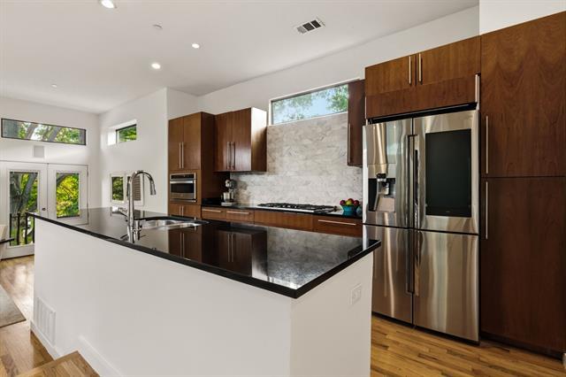 Building Photo - 4025 Hawthorne Ave