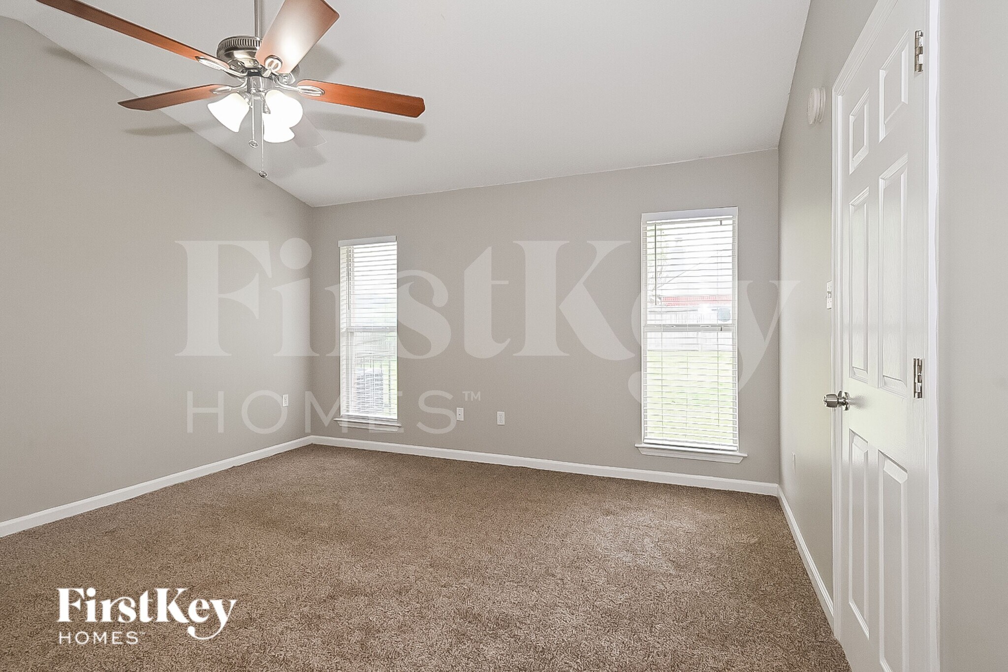 Building Photo - 9181 Triple Crown Loop E