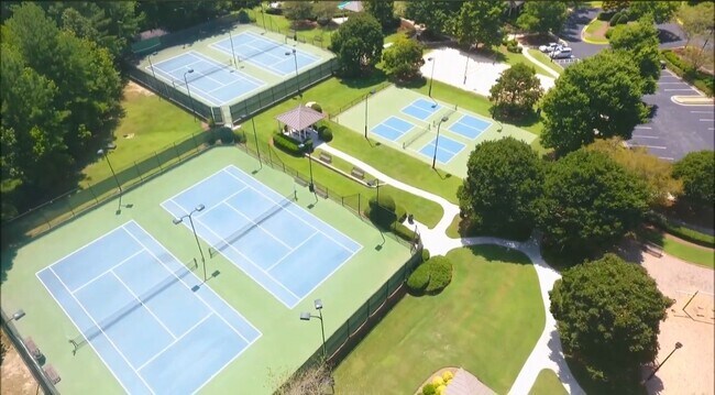 Building Photo - 3522 Valley Haven Ct