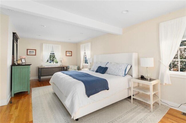 Building Photo - 73 Merton Rd