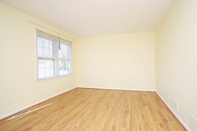 Building Photo - Peaceful & Private Shadwell Mountain Cottage Near I-64 & Pantops