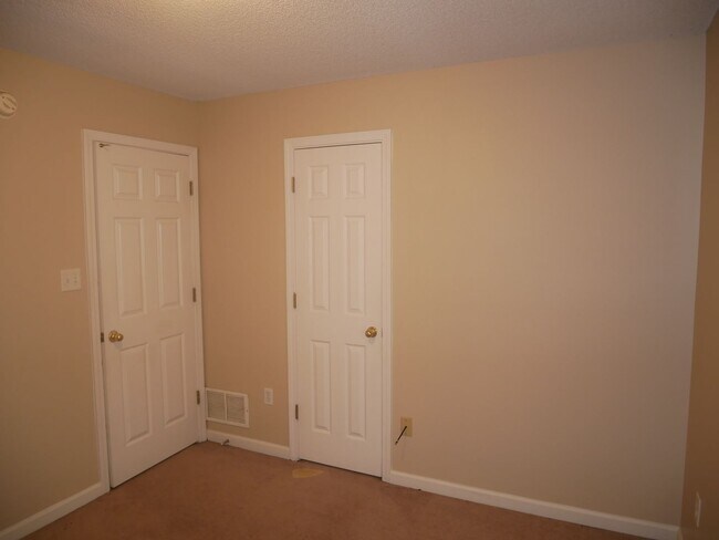 Building Photo - 7747 Mary Payton Dr