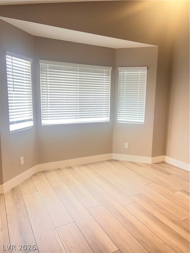 Building Photo - 1369 Torington Dr