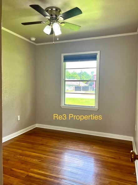 BR3 - 1409 W Church St