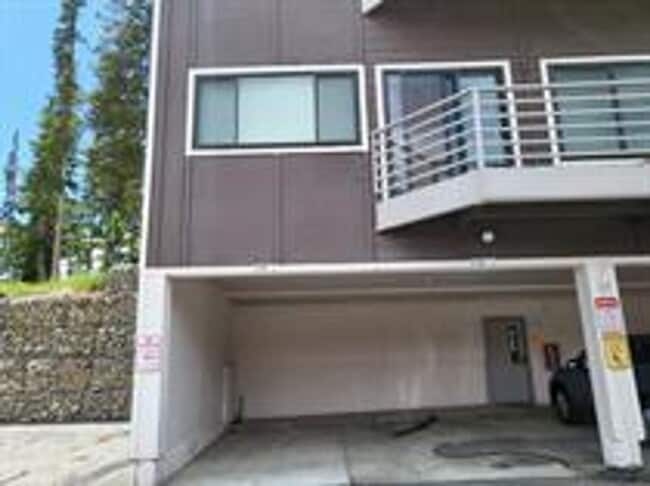 Building Photo - Wildernest 2 Bedroom 2 Bathroom includes all utilities!  Flexible lease terms.