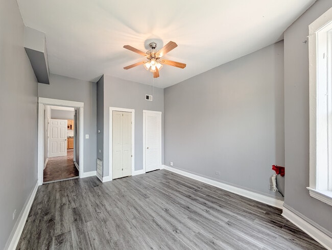 Building Photo - 2323 S Trumbull Ave