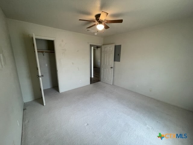 Building Photo - 3201 Hereford Ln