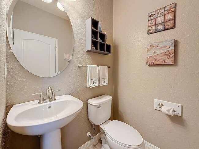 Building Photo - 6467 Willowshire Way