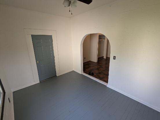 Building Photo - 518 E Cedar St