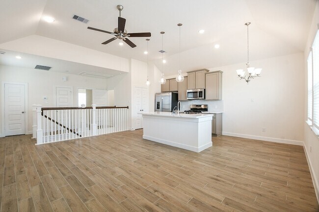 Building Photo - 11416 Lucky Fls Dr