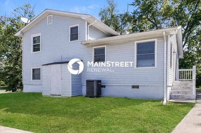 Building Photo - 4 Bedroom Pet-Friendly Home in Louisville,...