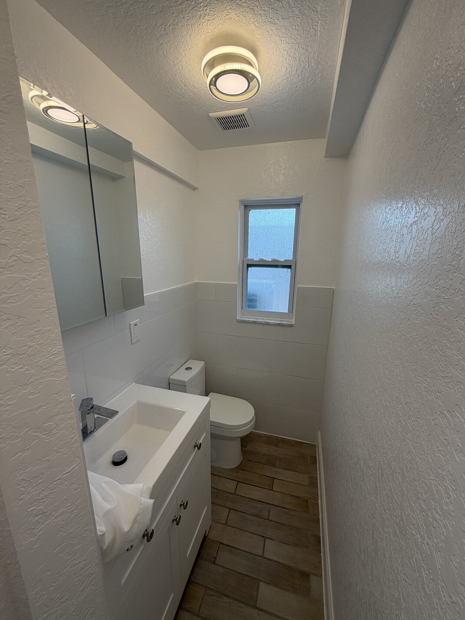 Building Photo - 1 Bed/1 Bath