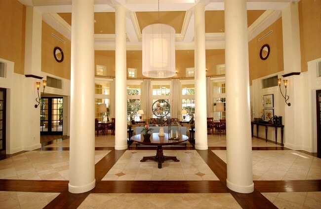 Building Photo - 2532 Robert Trent Jones Dr