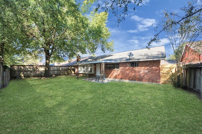 Building Photo - 5306 Mossgrey Ln