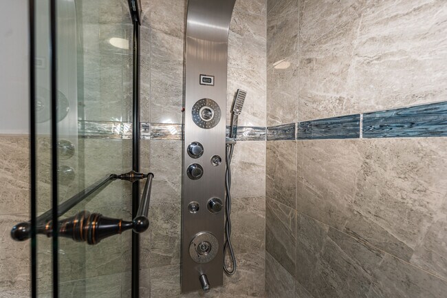 Building Photo - 173 Mountainview Rd