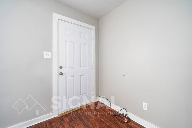 Building Photo - 5832 Court Q