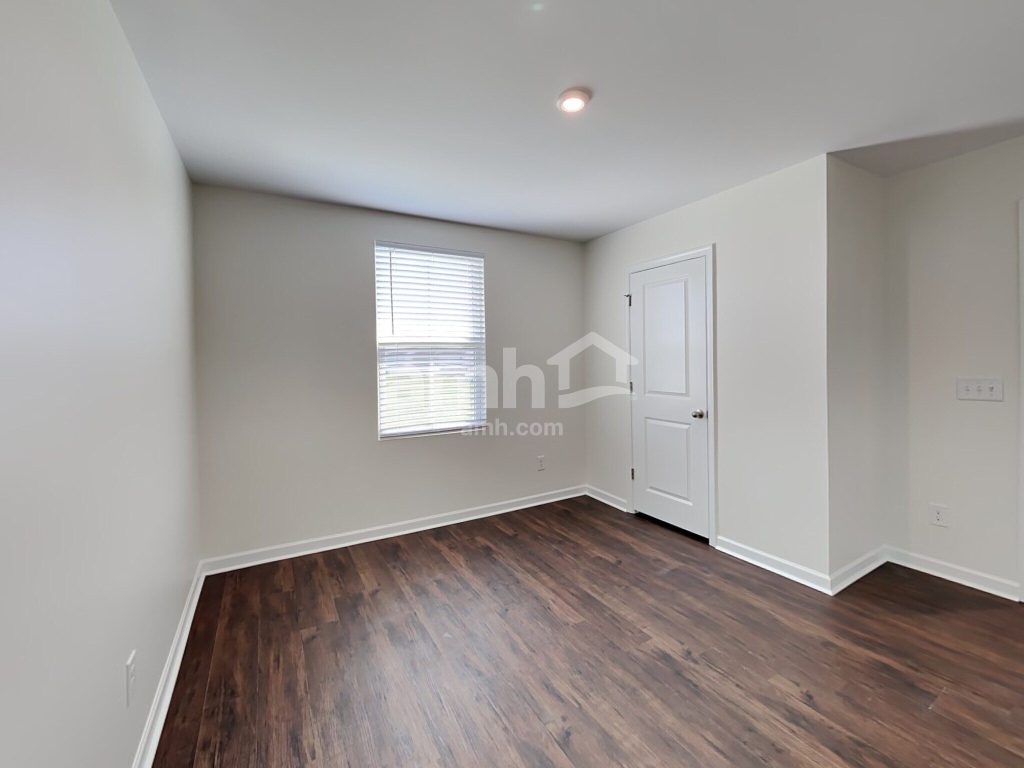 Building Photo - 941 Blue Ash Way