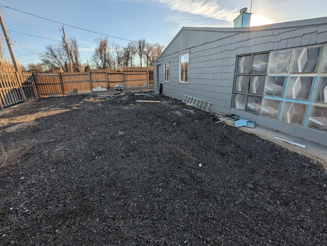 Building Photo - 540 Collins Ave