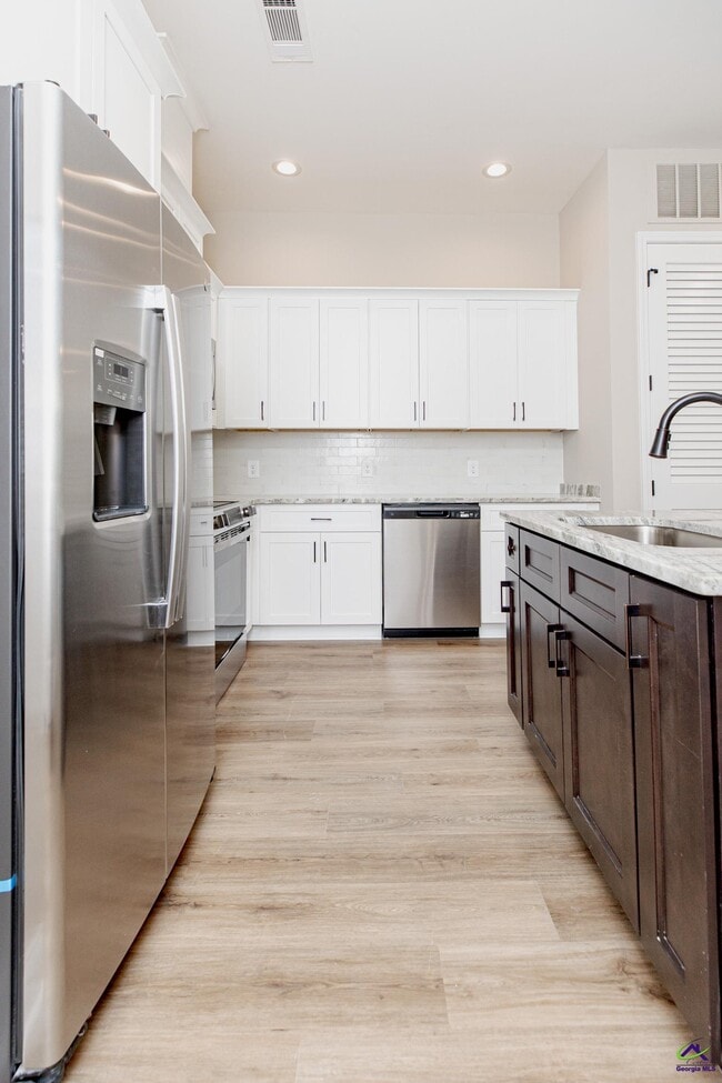 Building Photo - 1013 Northside Dr