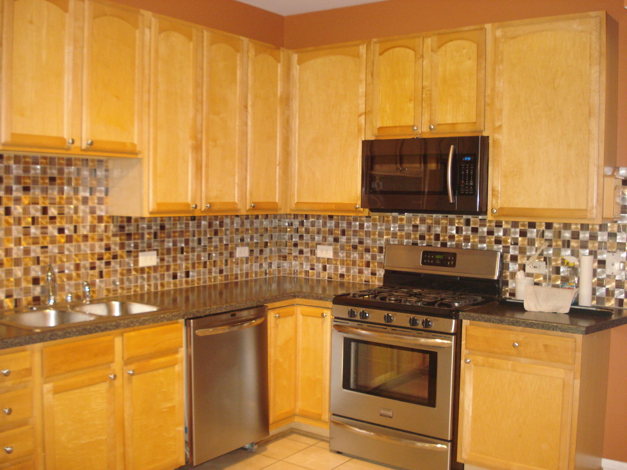 Building Photo - 1022 Evergreen Cir